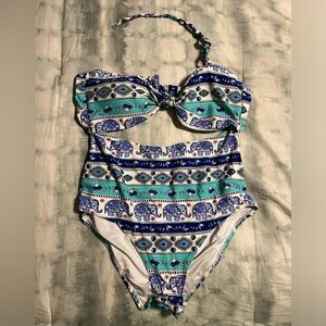 Large Multicolor Cupshe one piece with elephant details, removable neck strap